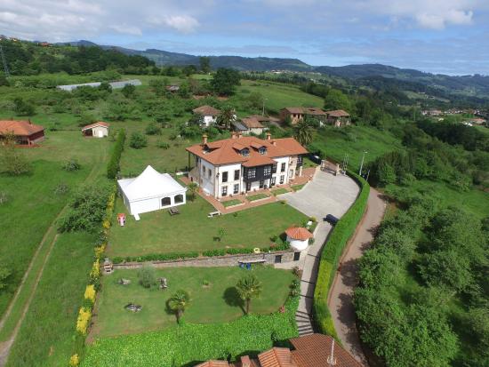 Hotel La Casona de la Roza