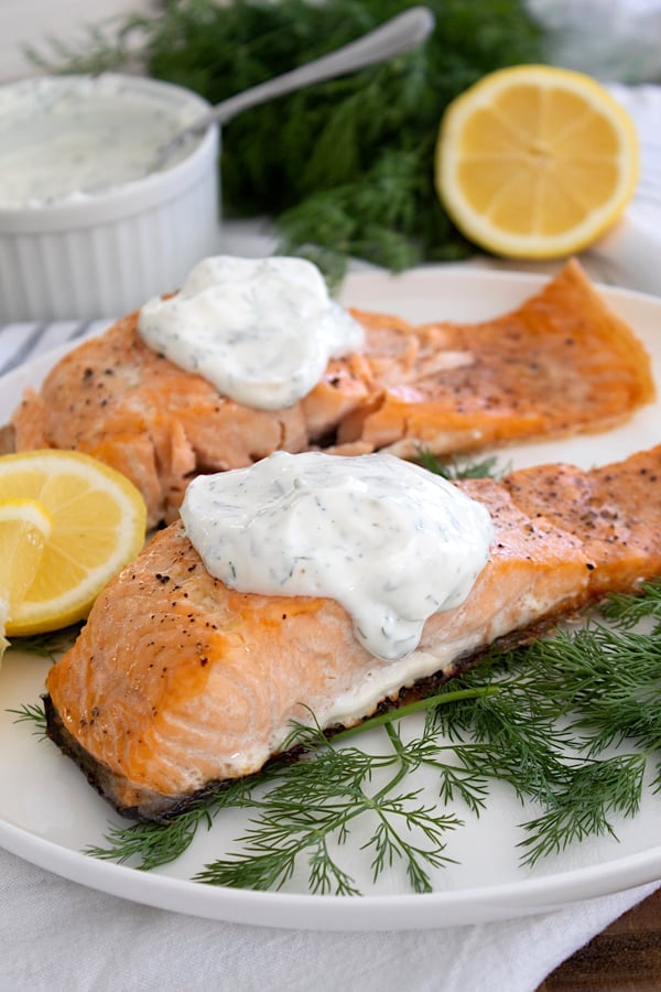 Baked Salmon with Dill Sauce