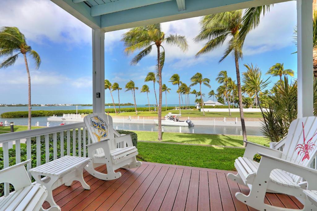 Waterfront Villa with Boat Slip