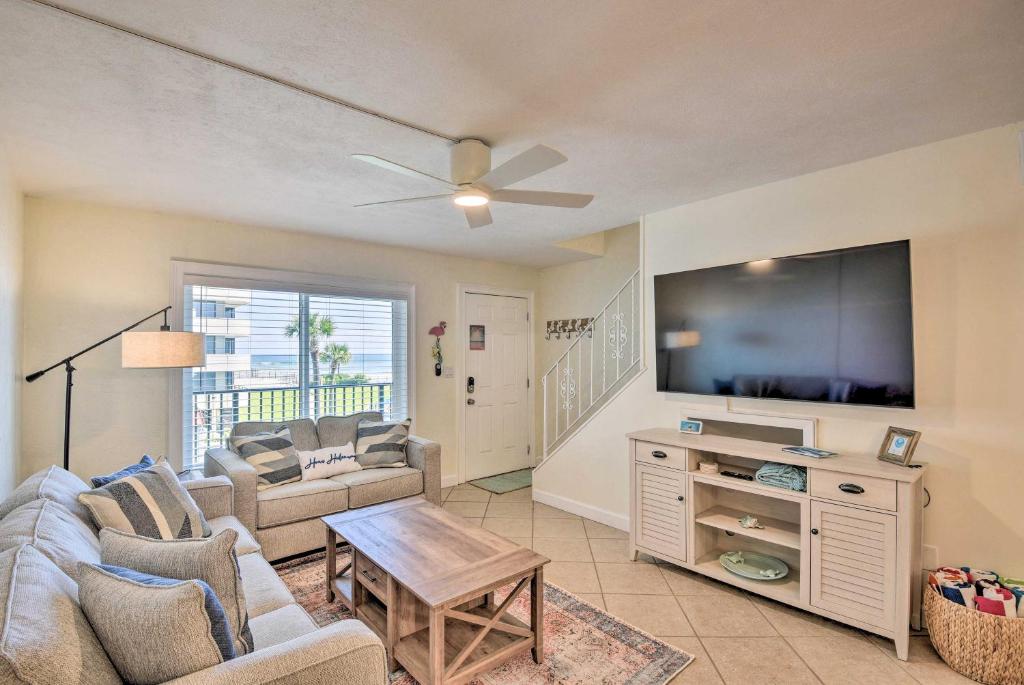 Family-Friendly Beach Apartment