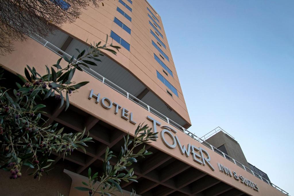 Hotel Tragos Tower