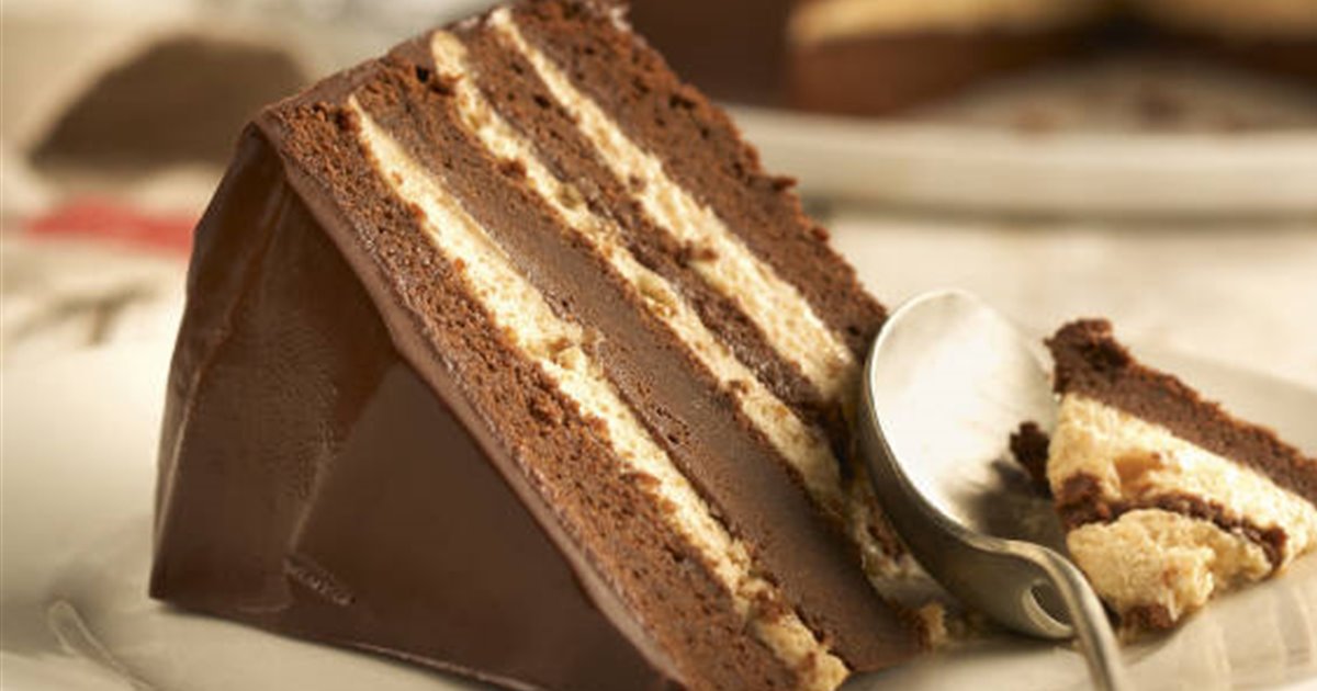 Tarta de la Abuela de chocolate y avellanas