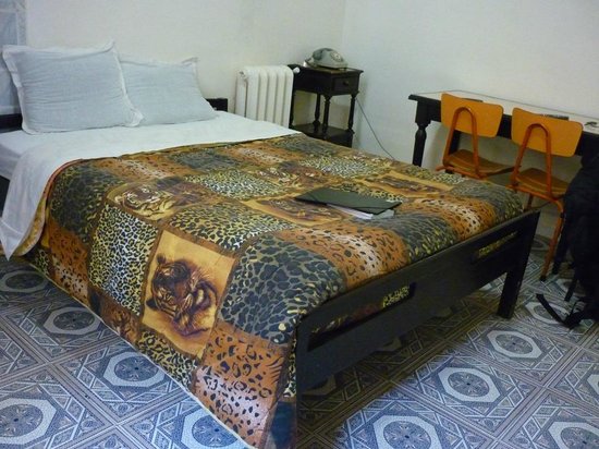 Hotel D