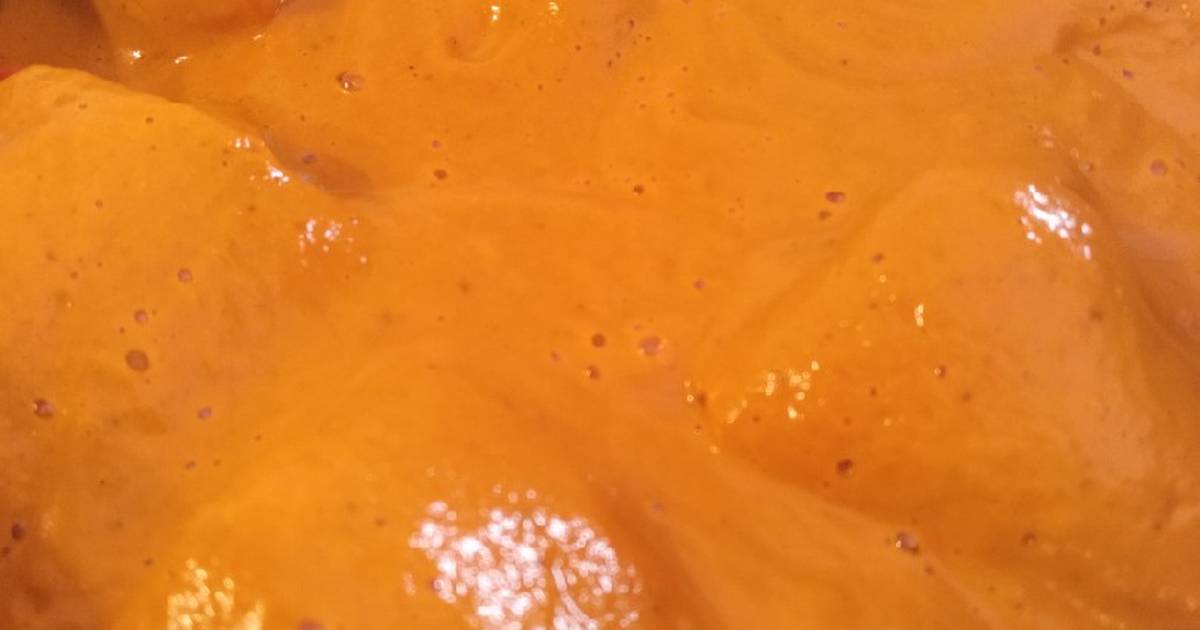 Receta de Pimientos de piquillo rellenos de bacalao con salsa de vino blanco