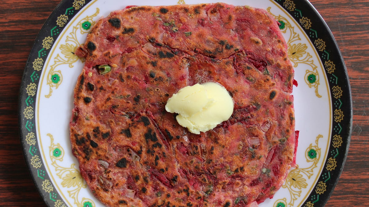 Beetroot Uttapam