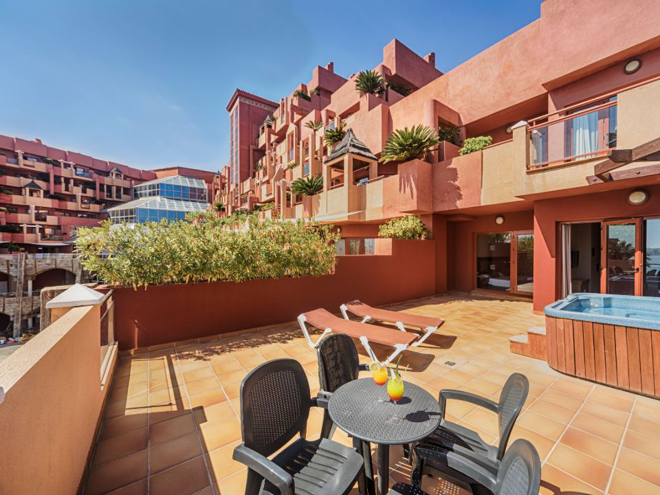 Hotel Holiday Polynesia