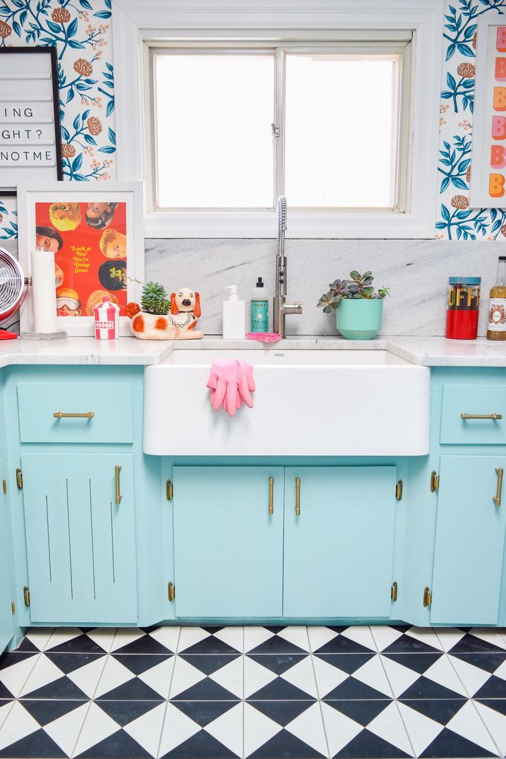 Glamorous Retro Kitchen