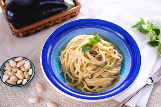 Trenette al Pesto di Melanzane