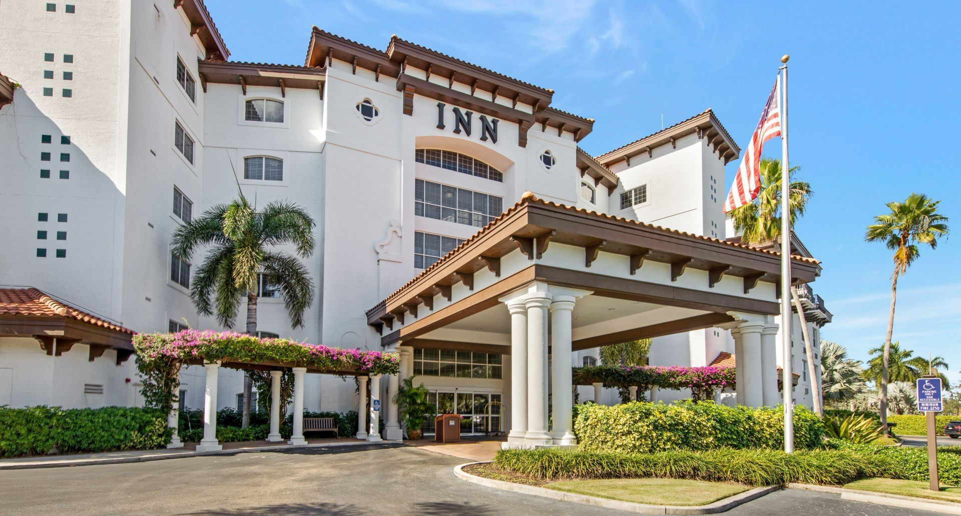 The Inn at Pelican Bay