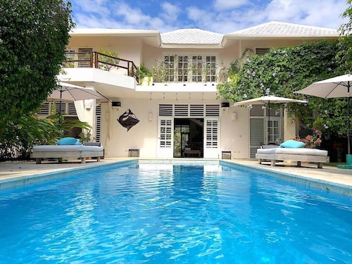 Colonial Style Villa