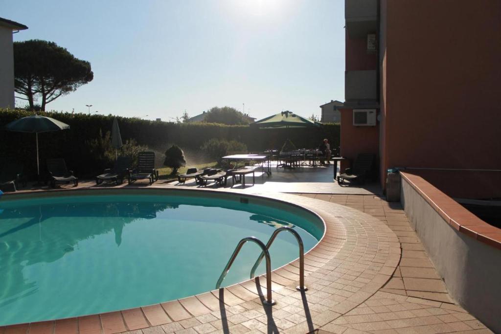 Apartment with Pool and Garden Views