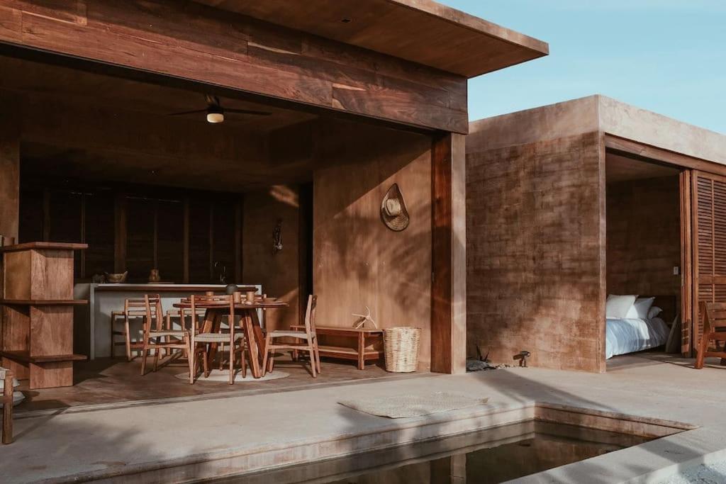 Peaceful Oasis Hotel
