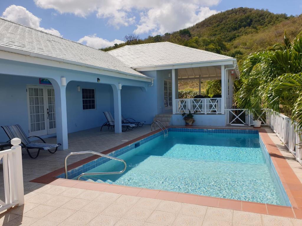 Secluded Villa with Private Beach