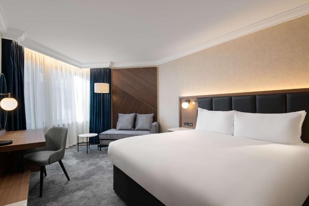 The Hilton London Metropole