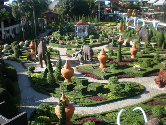 Nong Nooch Tropical Garden