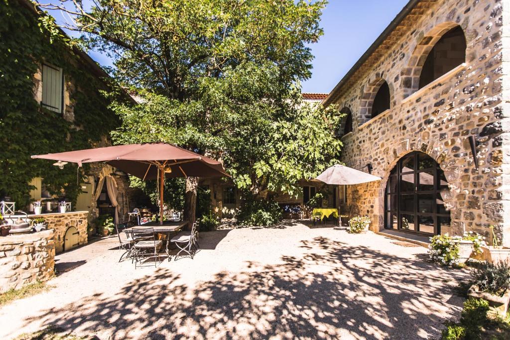 La Flor Bed and Breakfast