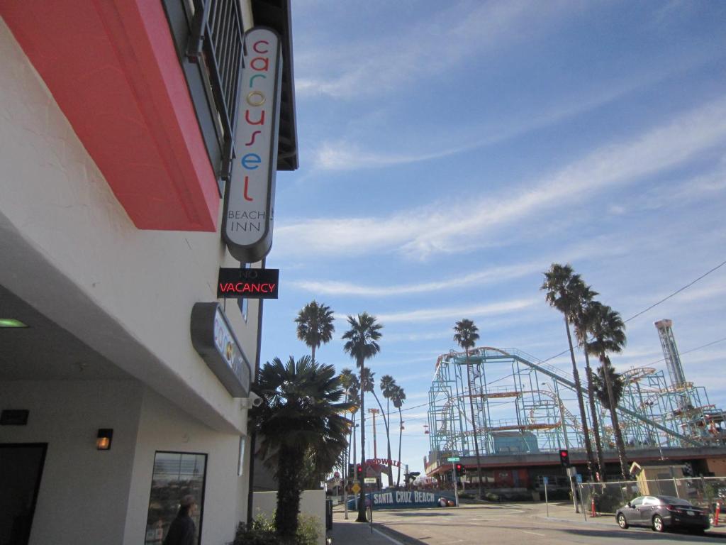 The Carousel Beach Apartments