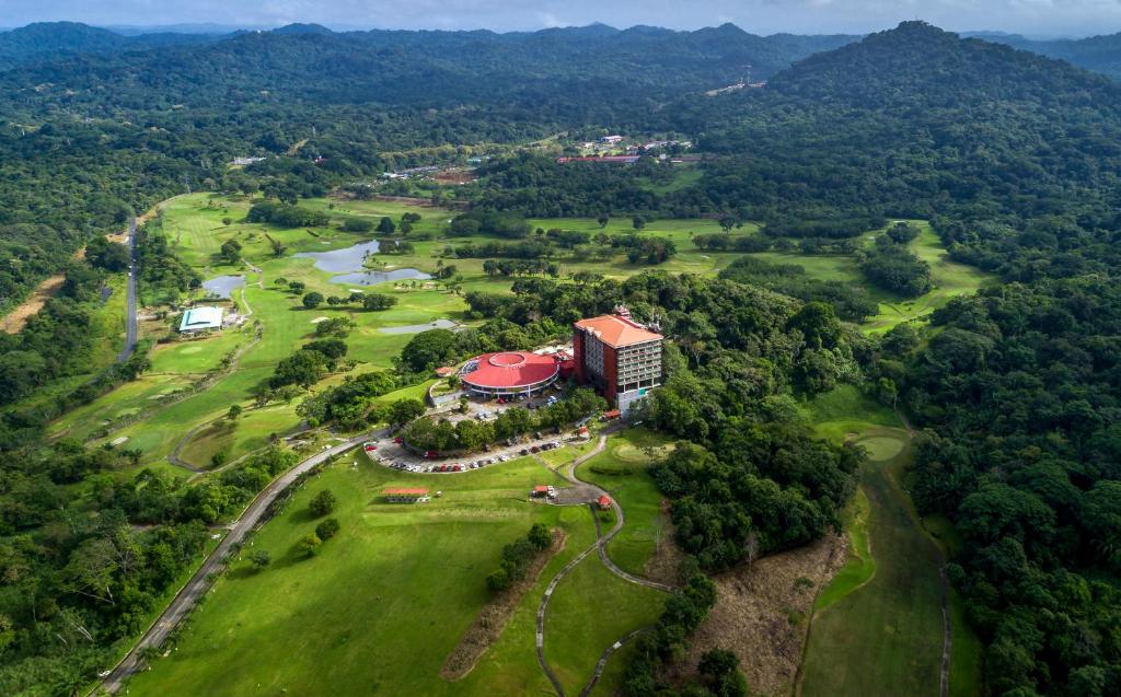 Golf Resort with All Meals Included