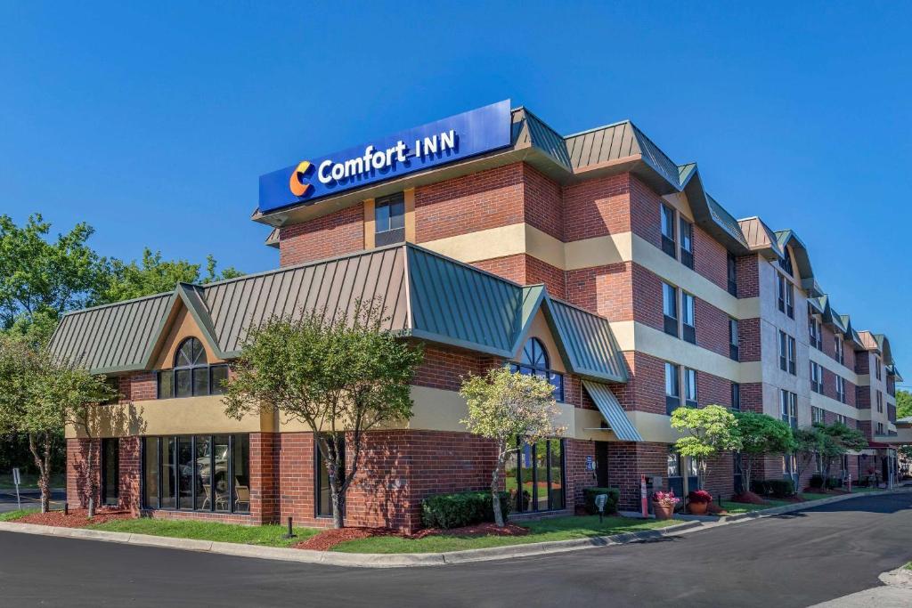 9. Canine Comfort Inn