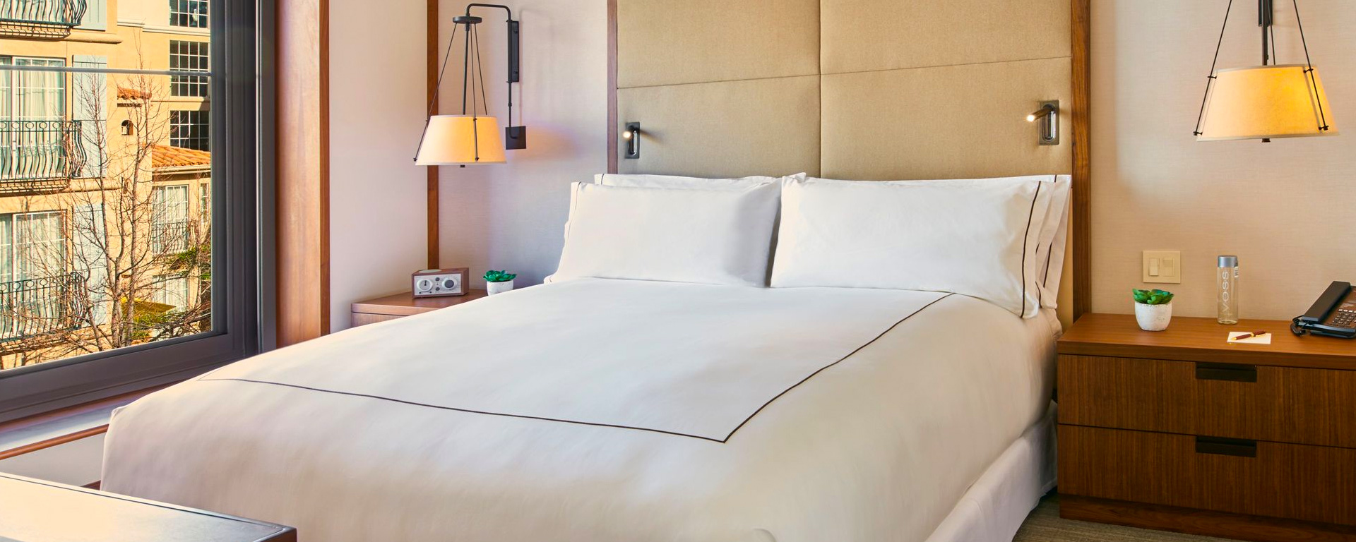 Experience the vibrant downtown Palo Alto