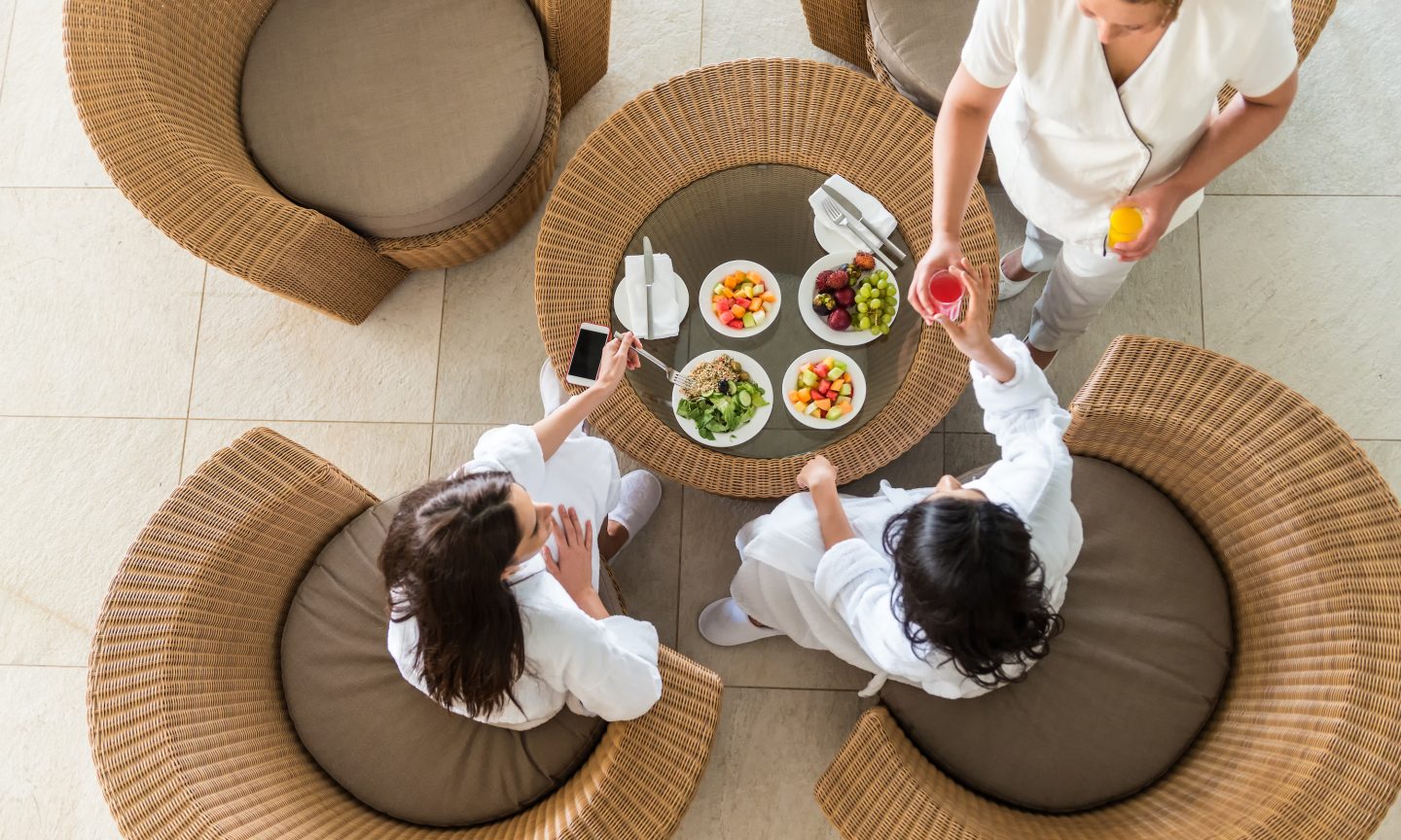 Business Hotel with Complimentary Breakfast