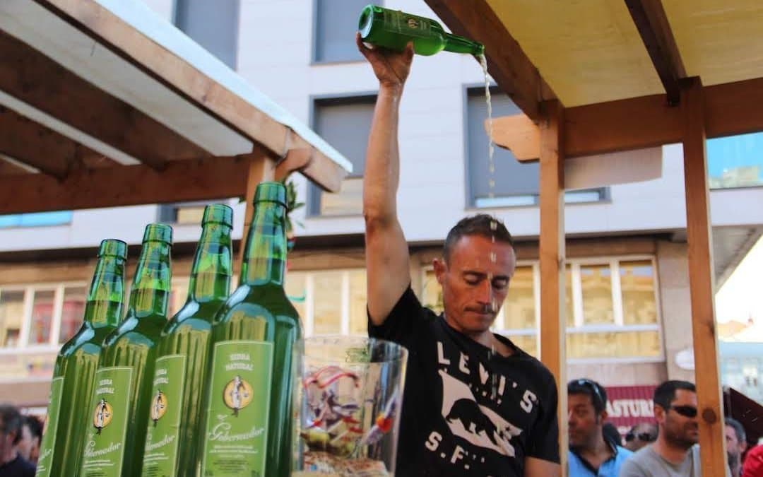 Taste the famous Asturian cider