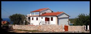 Drvenik Mali Resort & Spa