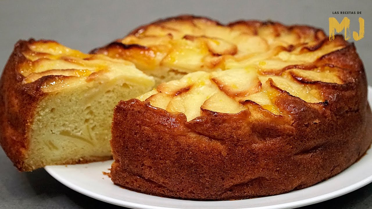 Coca de manzana con pasas