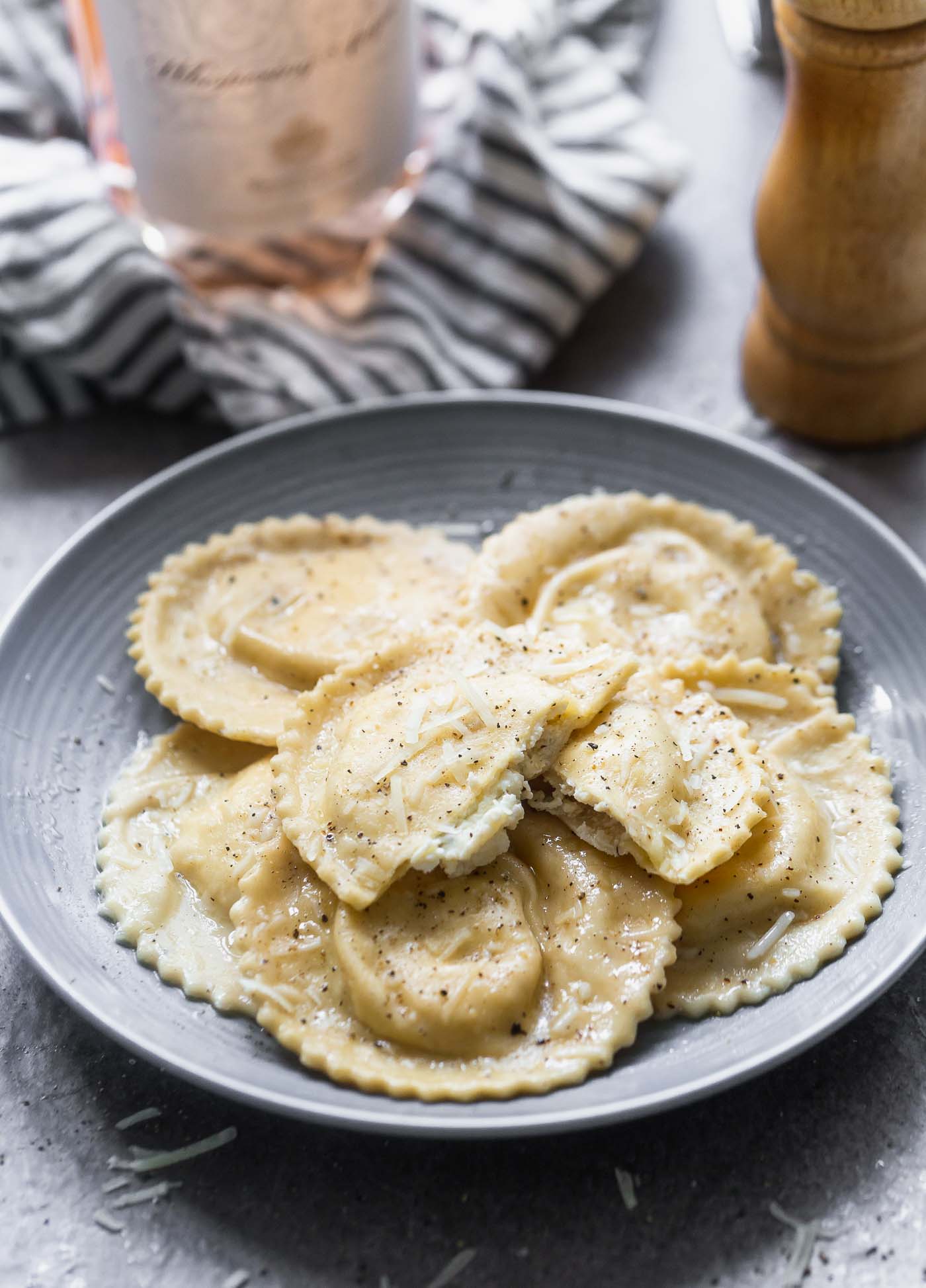 Cacio e Pepe Ravioli