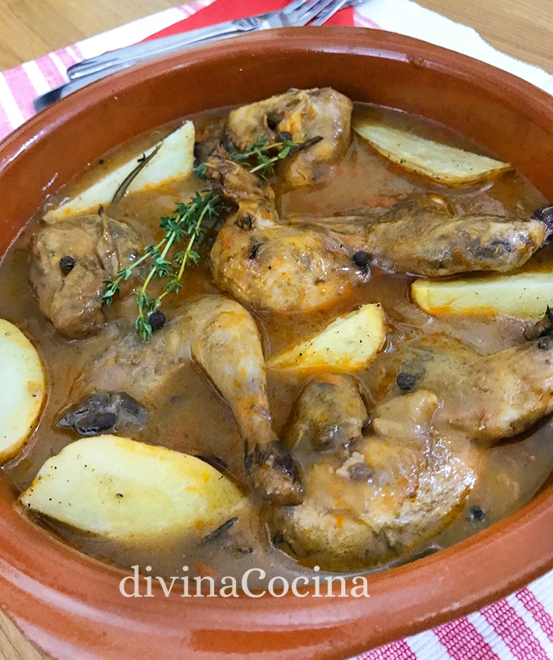 Perdiz estofada con champiñones