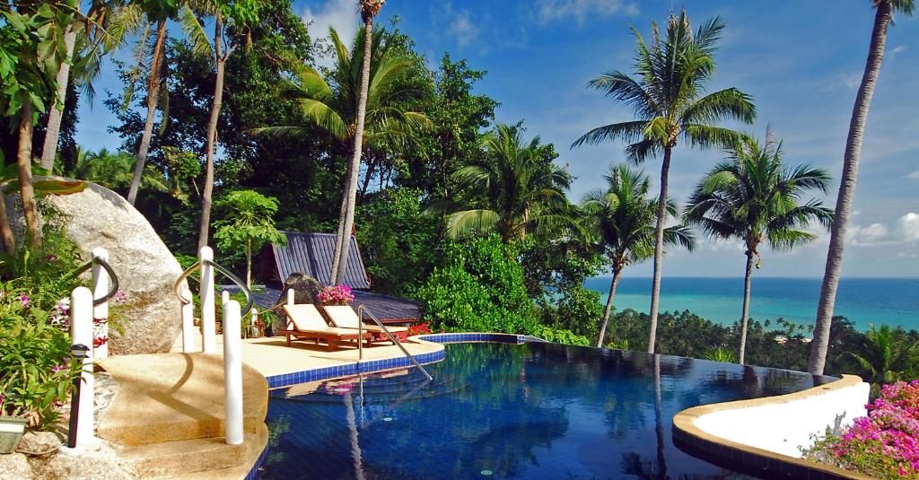 Seaview Paradise Hotel
