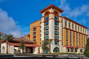 Pet-Friendly Comfort at Rtina Plaza Hotel