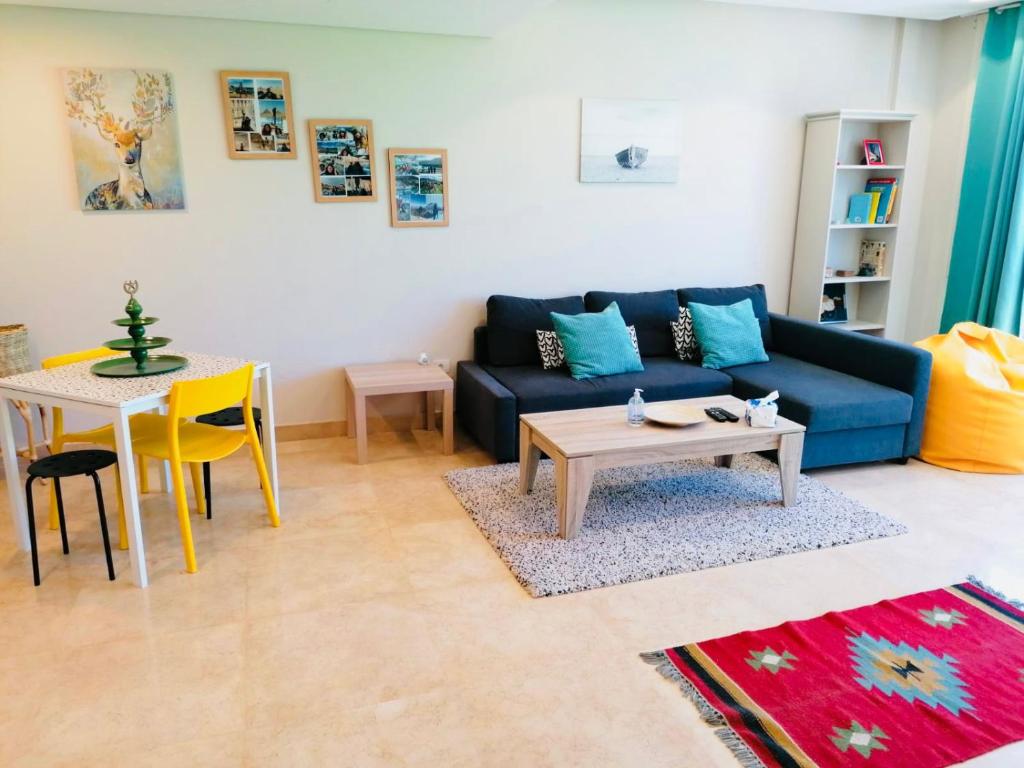 Modern Apartment with Beach Access
