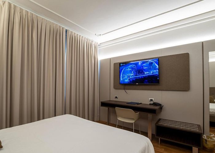 Hotel Mythos