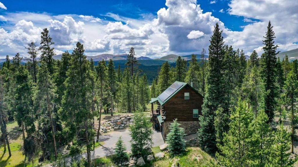 Secluded Log Cabin