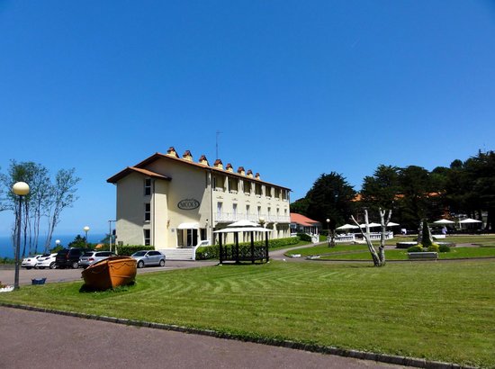 Hotel Nicol's