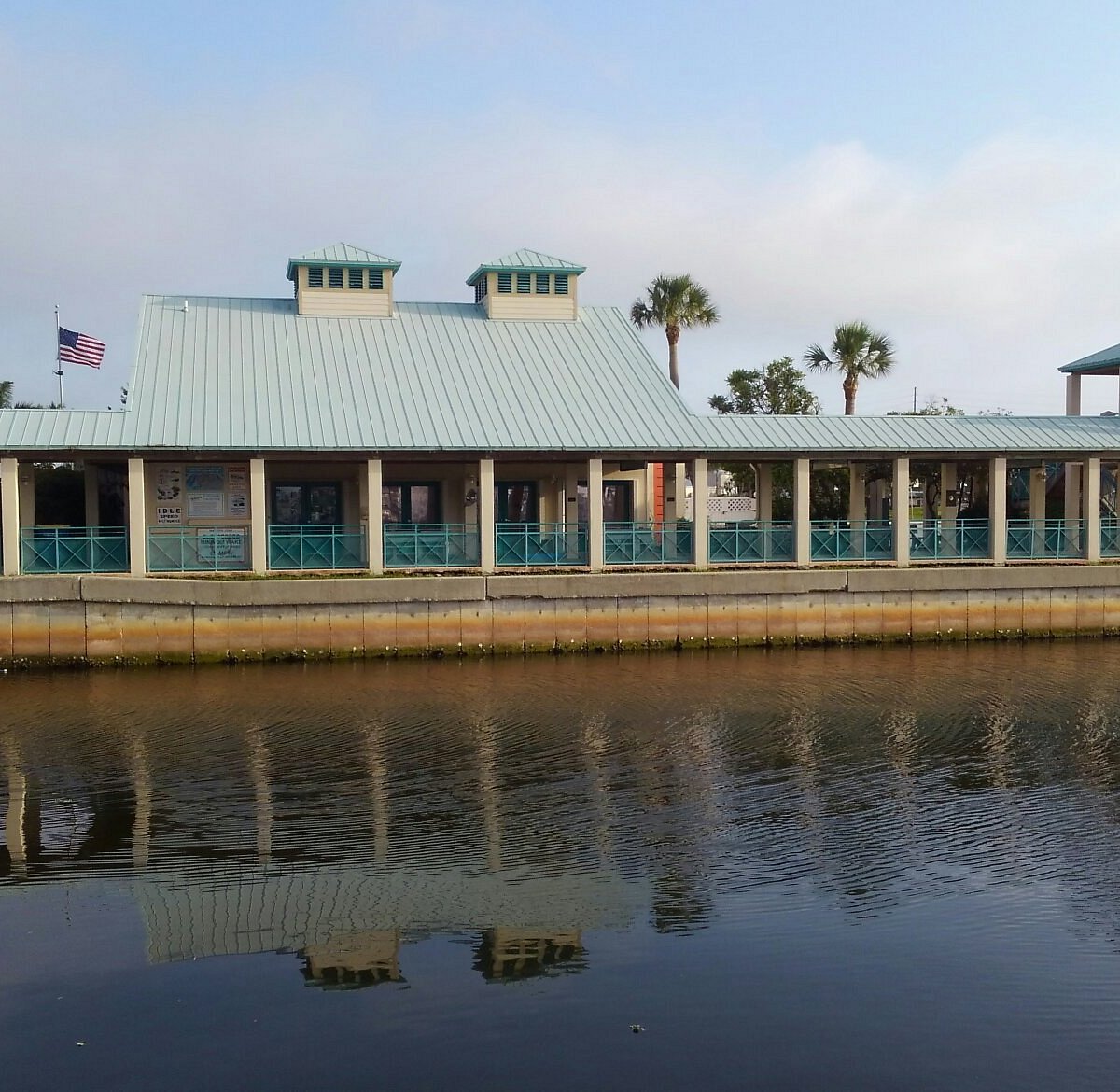 Manatee Observation and Education Center