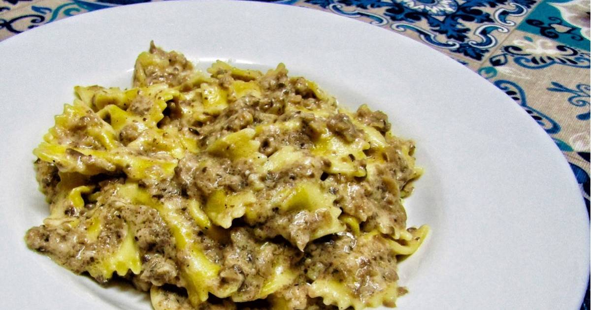 Tagliatelle con salsa de setas y queso
