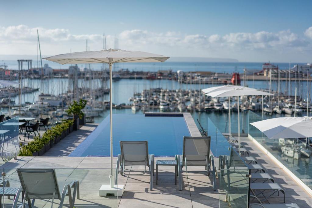Mirador Suites