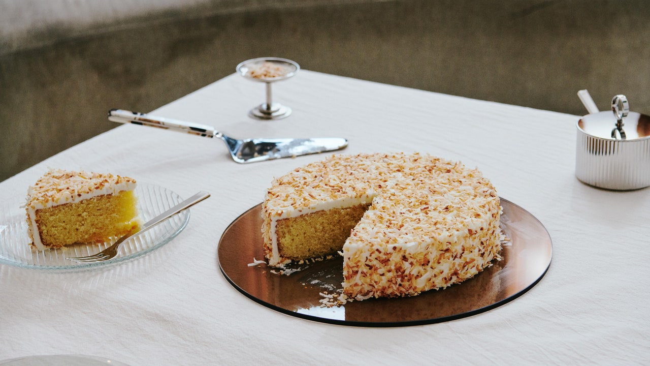 Cardamom and Coconut Cake