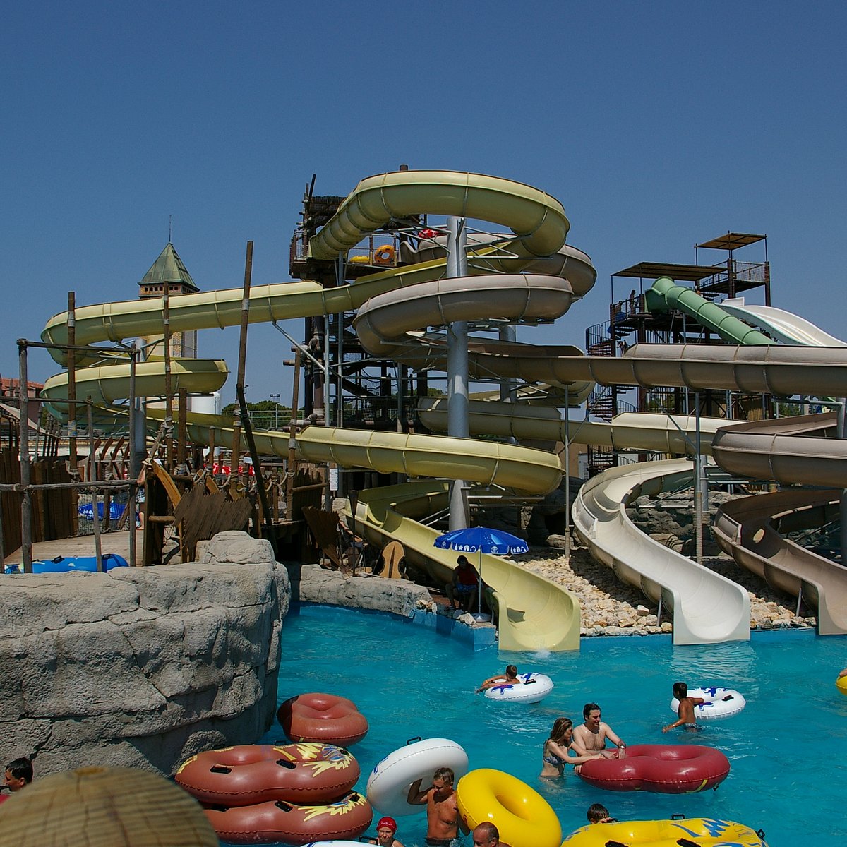 Visita al parque de atracciones Dolphinland