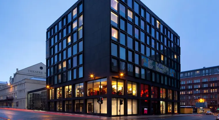 7. CitizenM Glasgow