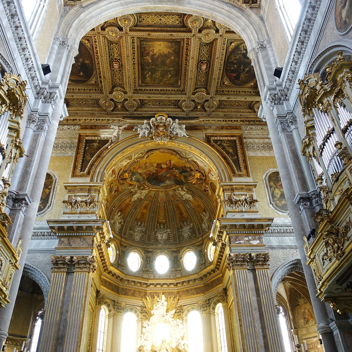 Visit the Naples Cathedral