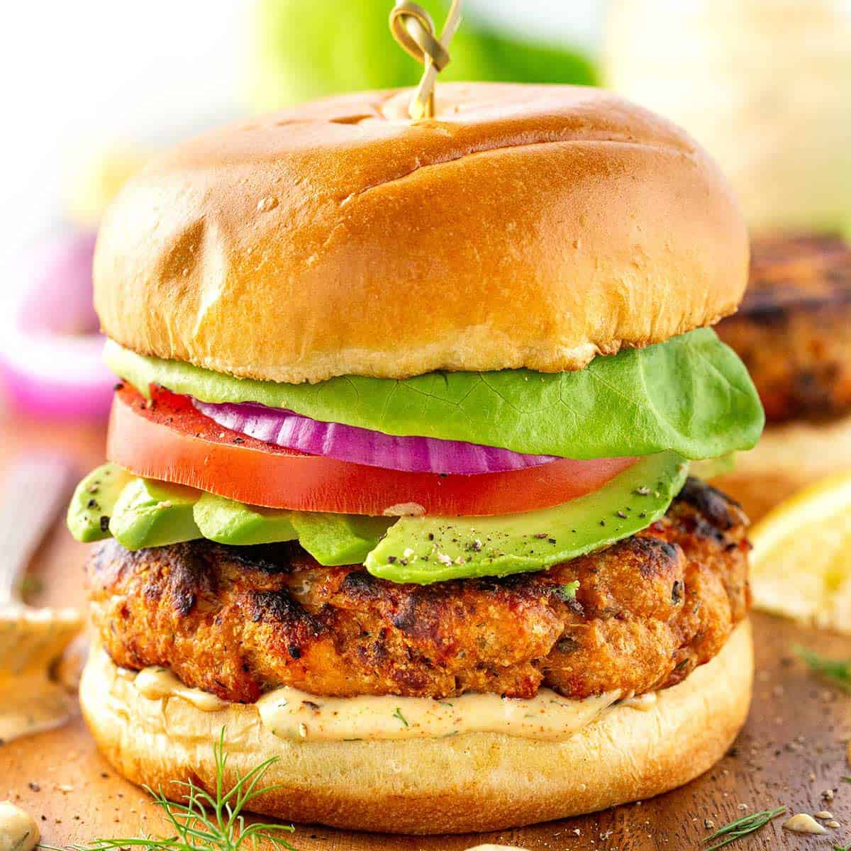 Salmon Burgers with Dill Sauce