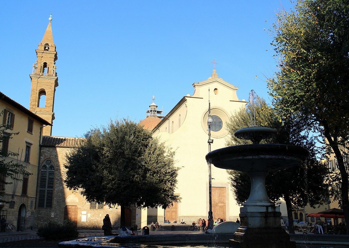 Experience the nightlife in Piazza Santo Spirito