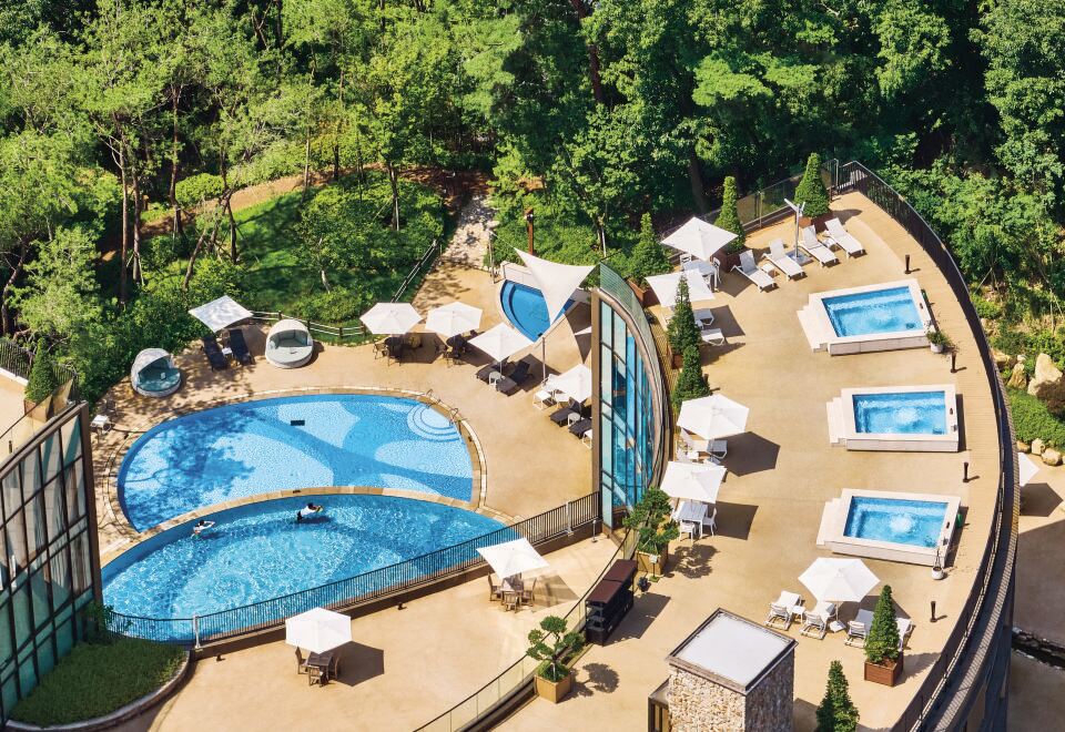 Mountain Retreat in Bukhansan