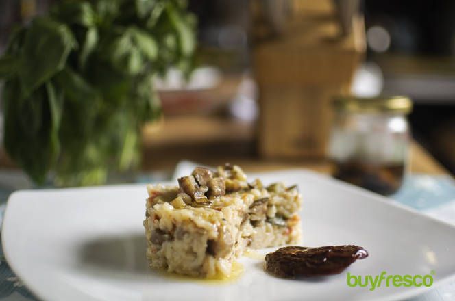 Bruschetta de berenjena y tomate seco