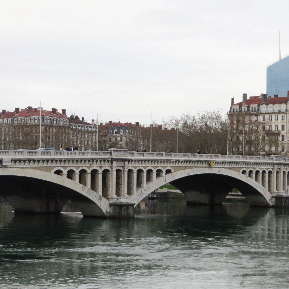 Take a stroll along the banks of the Isère River