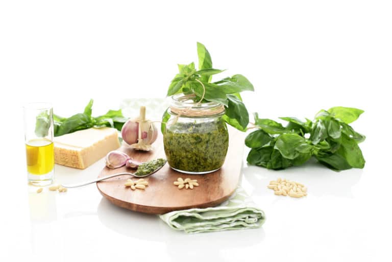 Pesto Genovese con Thermomix y anacardos