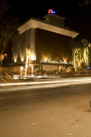 Hotel Juhu Residency